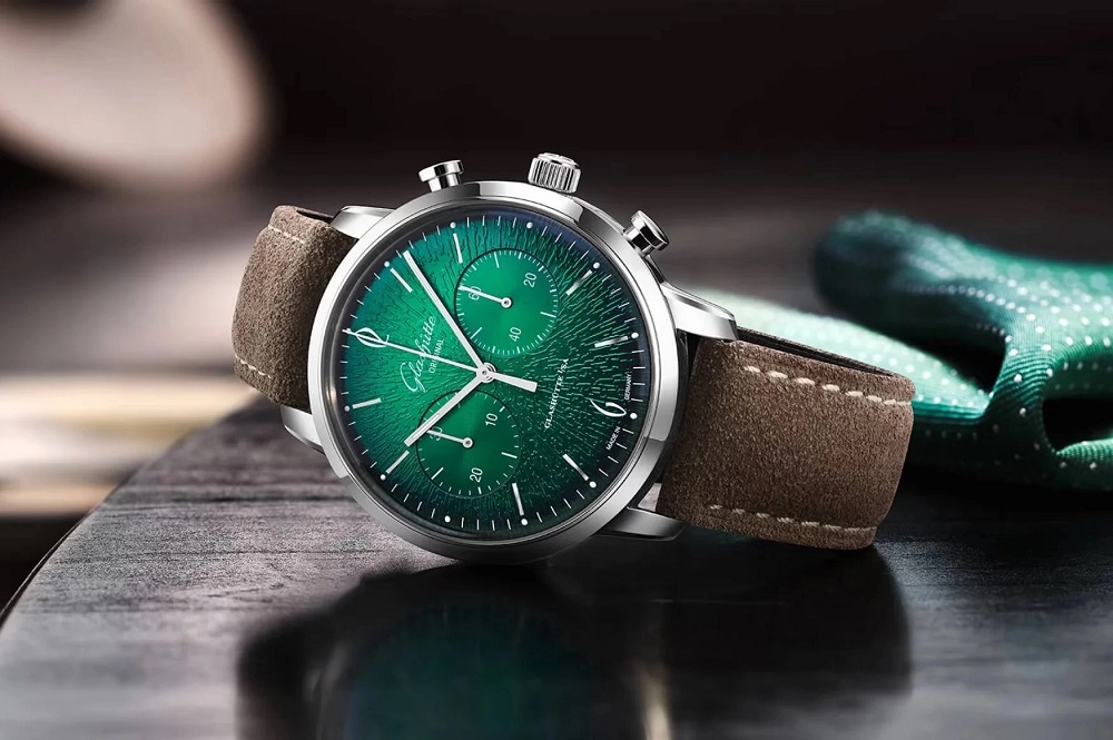 đồng hồ Chronograph là gì