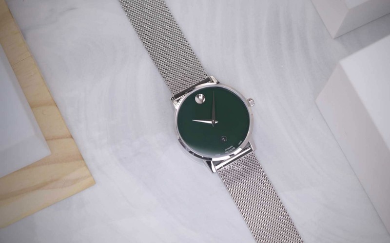 Đồng hồ Movado