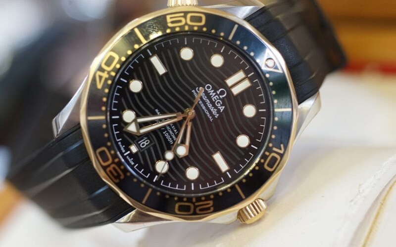 đồng hồ Omega Seamaster Professional 300M