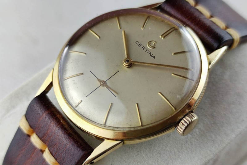 đồng hồ vintage