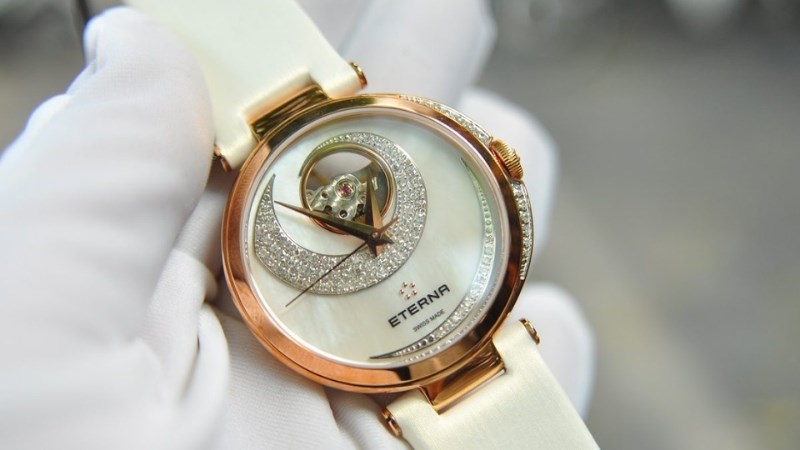 đồng hồ Eterna