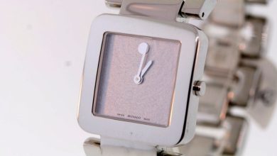 đồng hồ MOVADO mặt vuông